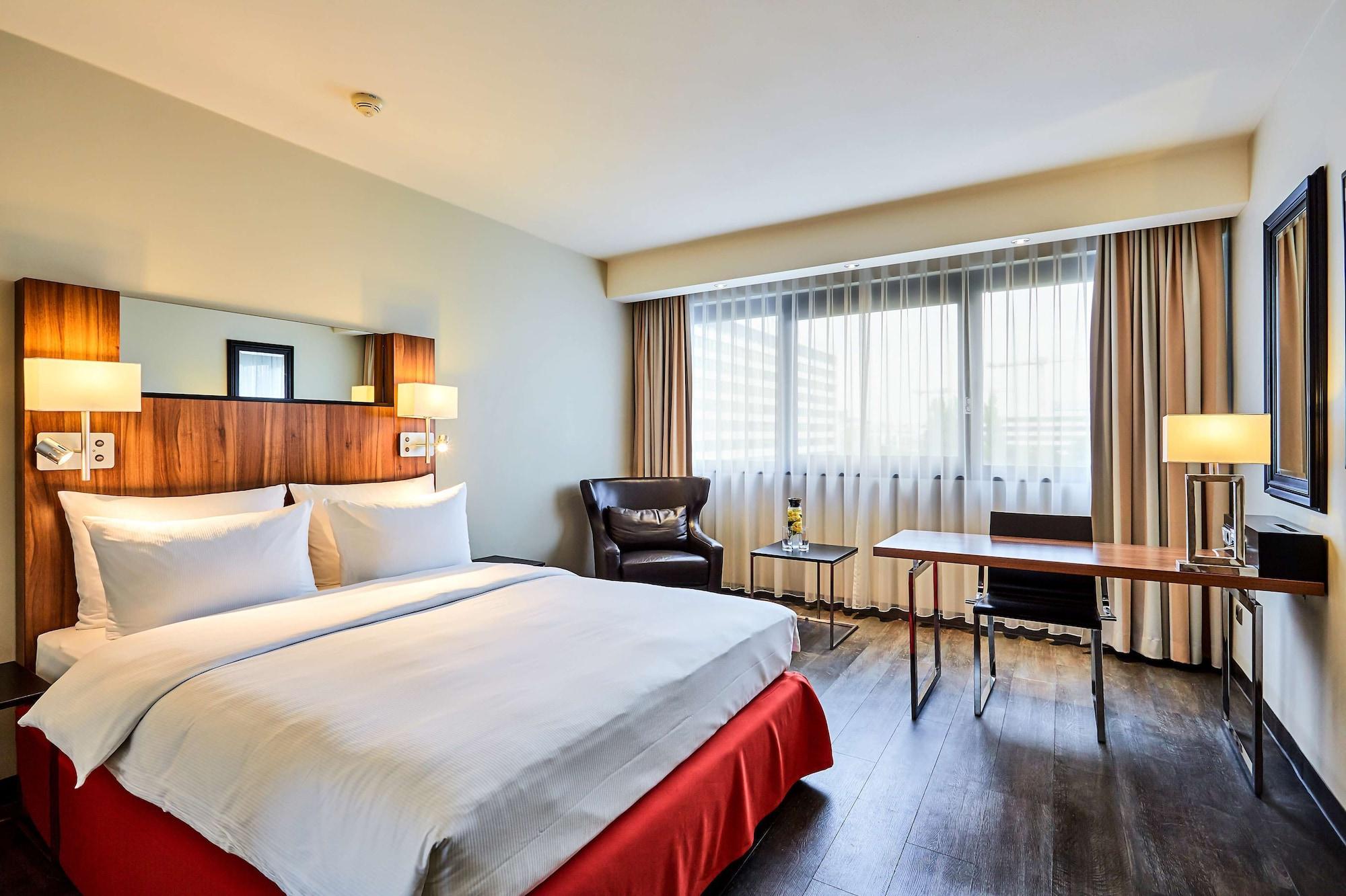 Radisson Blu Conference Hotel, Duesseldorf Eksteriør bilde