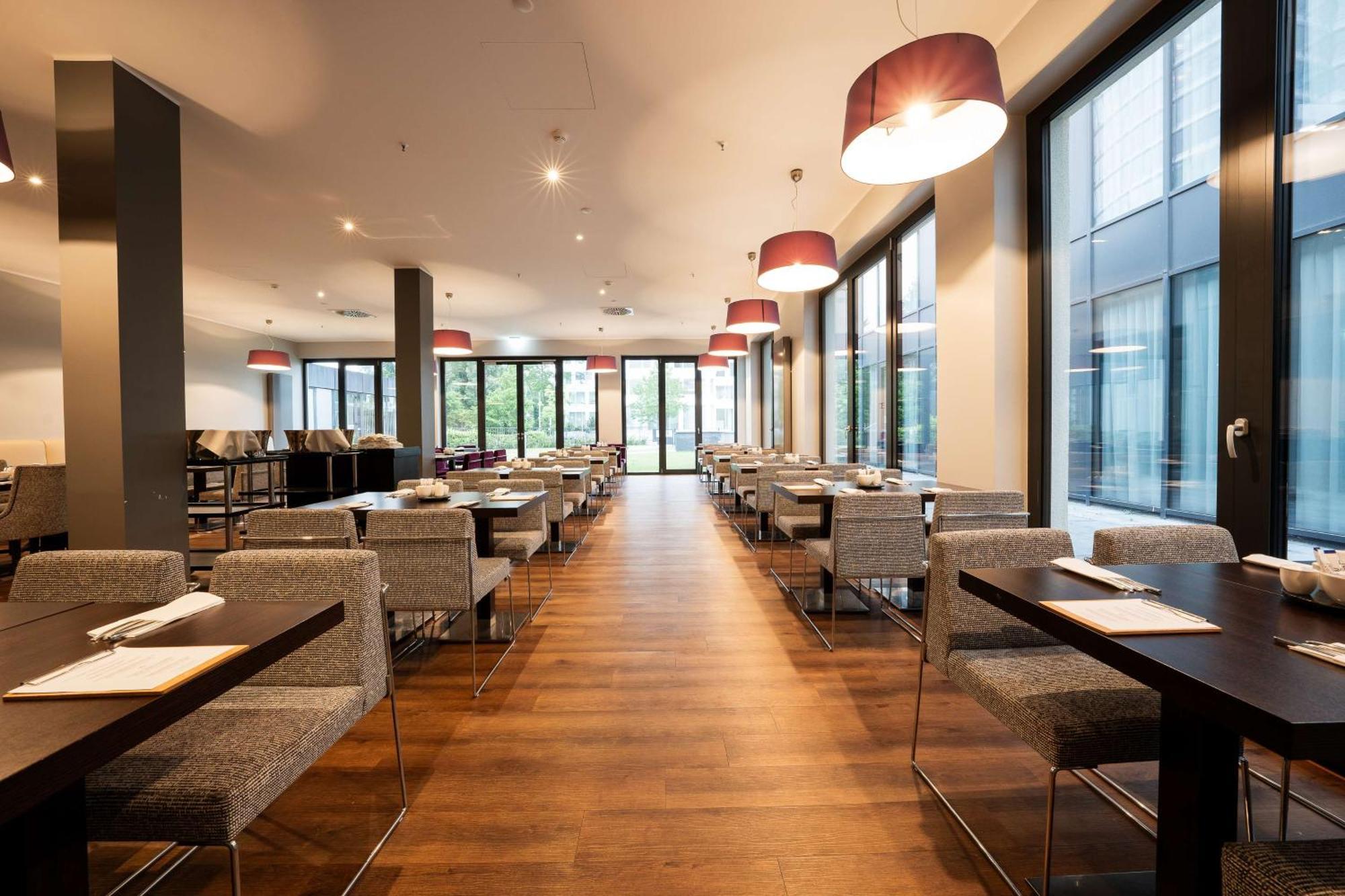 Radisson Blu Conference Hotel, Duesseldorf Eksteriør bilde
