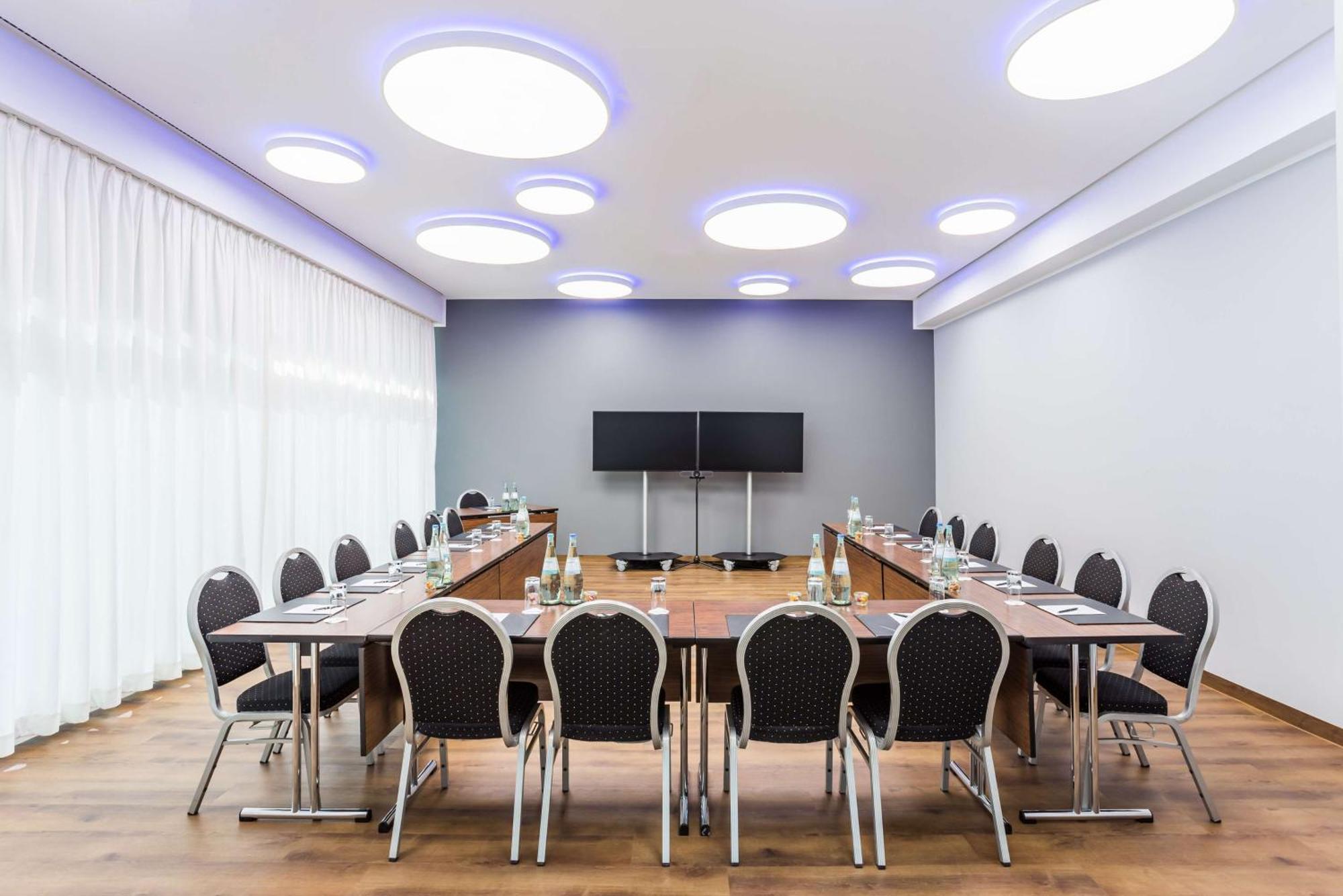 Radisson Blu Conference Hotel, Duesseldorf Eksteriør bilde