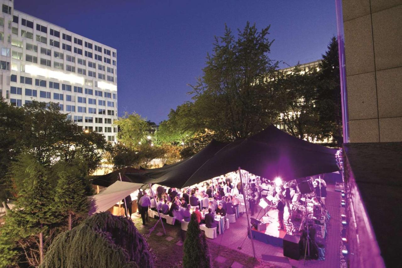 Radisson Blu Conference Hotel, Duesseldorf Eksteriør bilde
